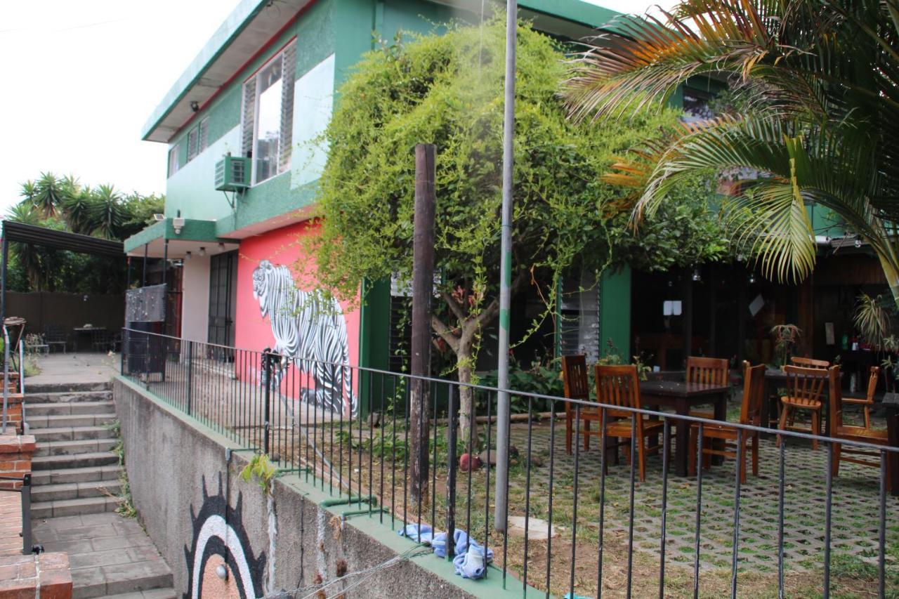 Casa Yoses Hostel San José Esterno foto